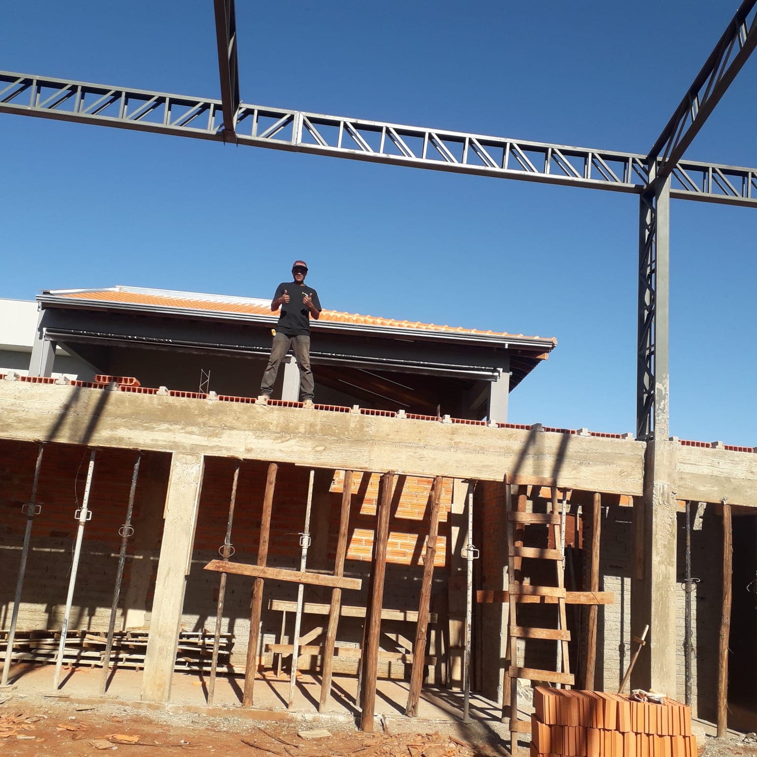 Empreiteira de mão de obra em obra residencial